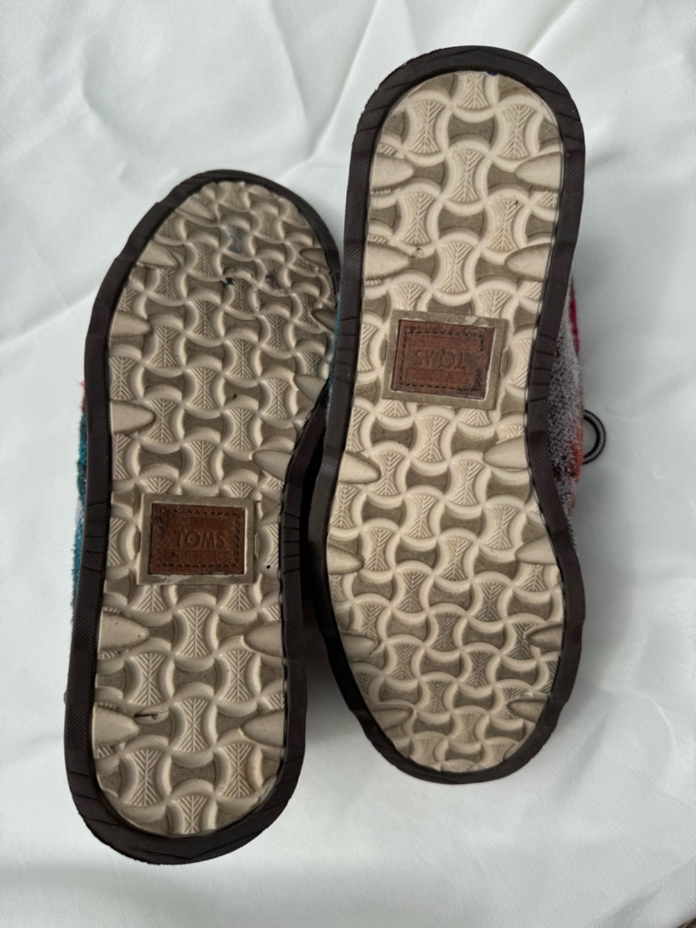 TOMS Woven Desert Colorful Textile Chukka High Tops - Picture 5 of 5